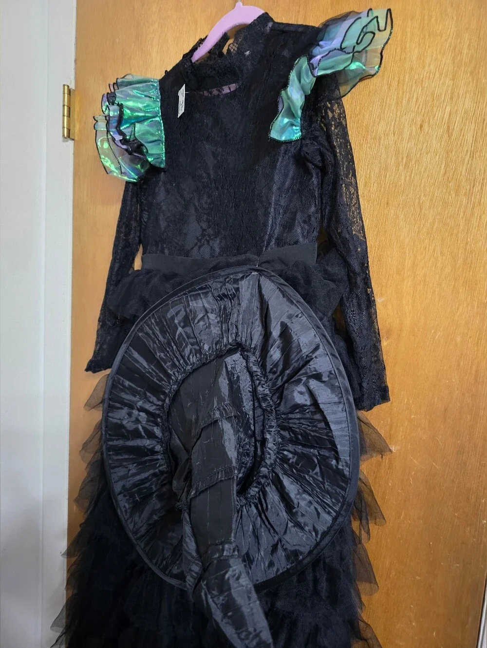 N/A elphaba black